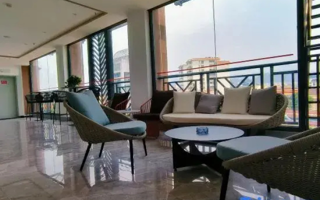 Jifeng International Hotel (Mangshi Airport Branch)