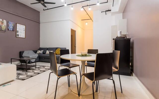 My Casa 2 Bedroom Spacious Family Unit near KLCC