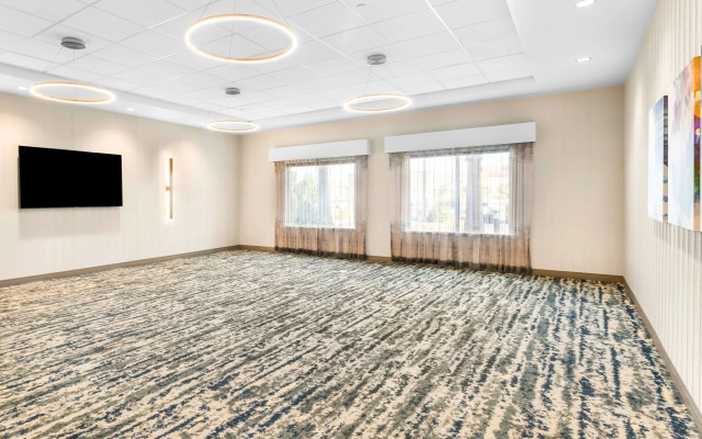 Best Western Plus Settlers Point