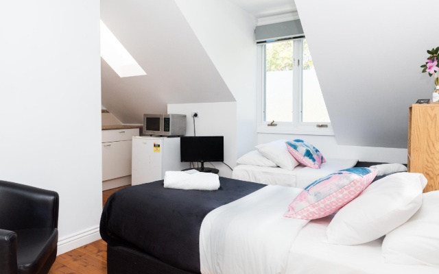 Manly's Hidden Gem – Guest Rooms – Sydney