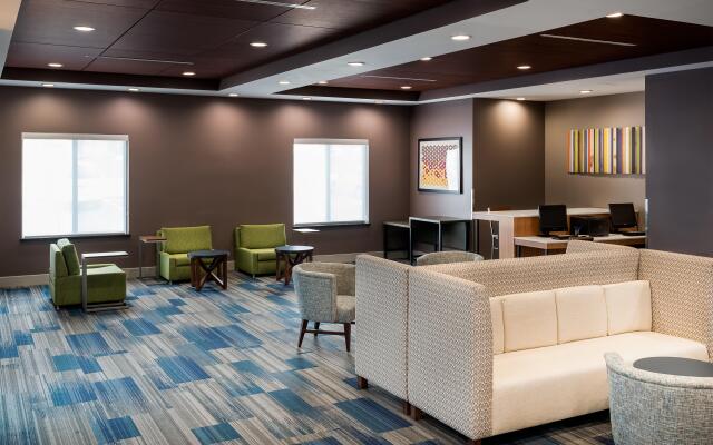 Holiday Inn Express and Suites Ontario Airport by IHG