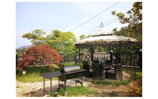 Yangpyeong Mo No Pension