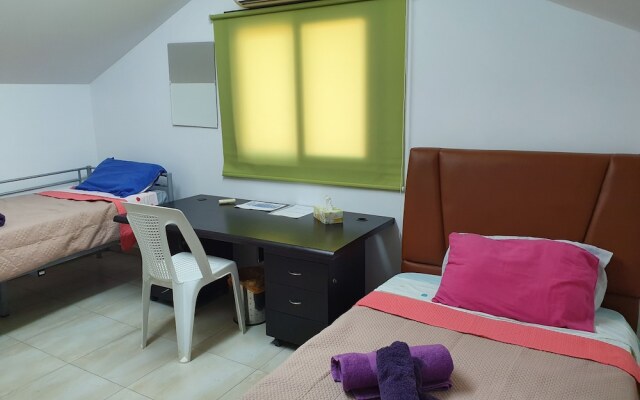 Acticon Rooms Larnaca