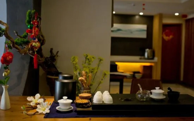 Yin Theme Hot Spring Villa Inn