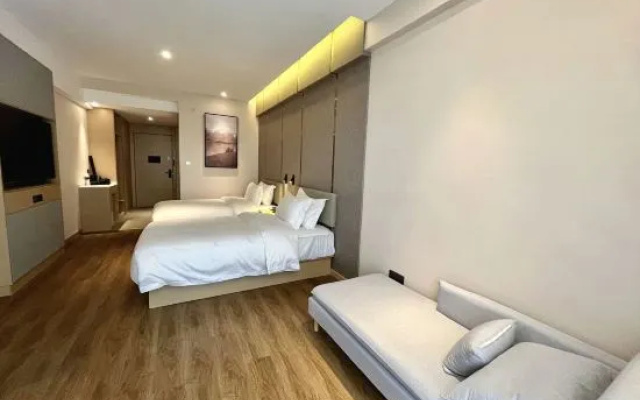 Tongbai Yun Hotel (Anqing Duxiu Avenue Greenland New Metropolis Branch) – Guest Rooms – Anqing