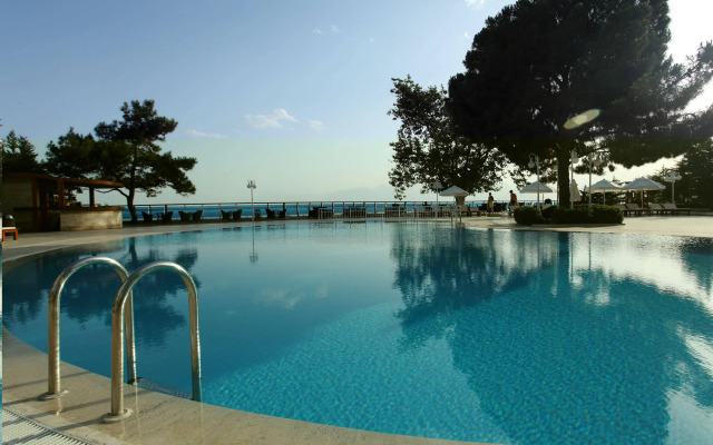 Santa Marina Hotel