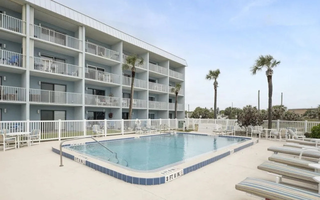 Starboard Light by VTrips