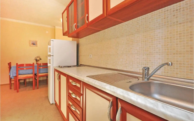 Apartment Mimice with Sea View 382