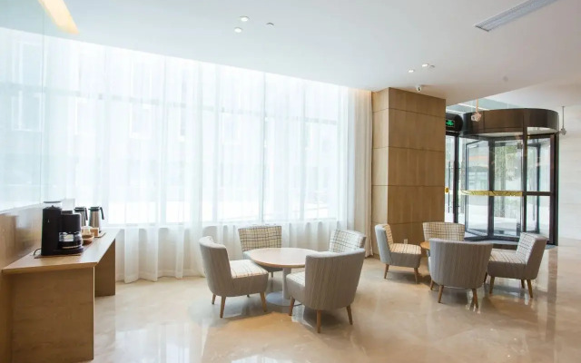 JI Hotel (Shanghai Jiangqiao National Exhibition Center Jiayi Road Subway Station)