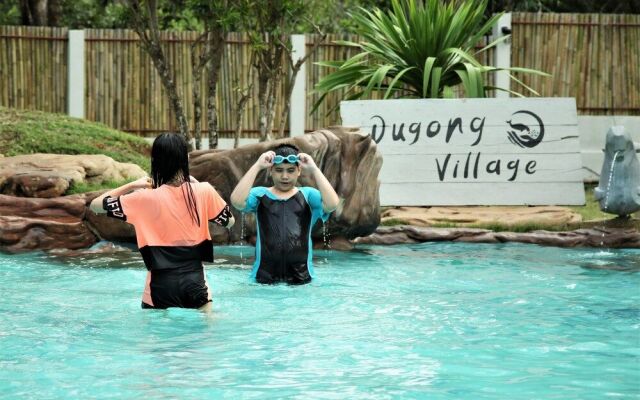 Dugong Village-Green Hotel
