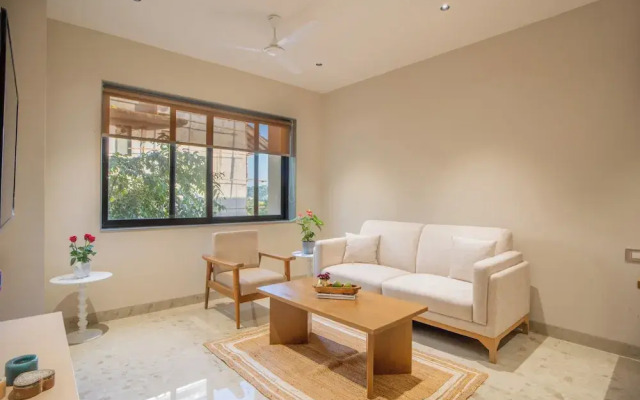 ELIVAAS Kamerios Verano 1 BHK with Pool