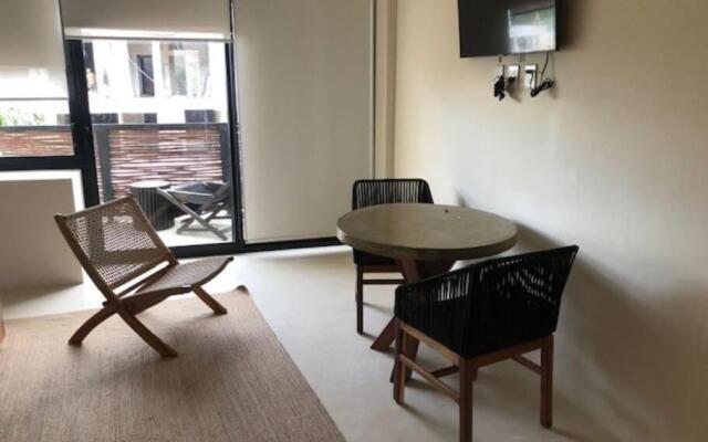 Beautiful Apartment Equipped/Jacuzzi/WIFI/Pool AC