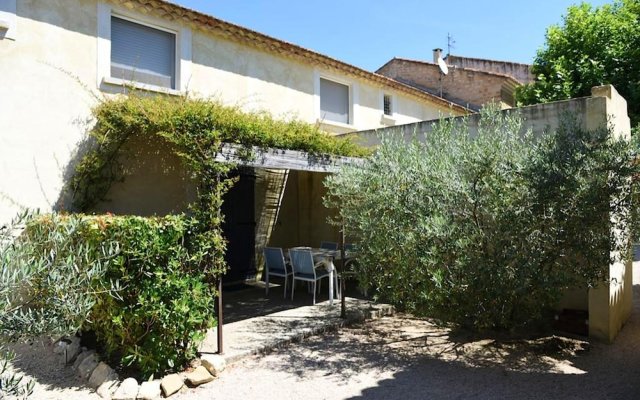 Apartment With 2 Bedrooms In Monteux With Shared Pool Enclosed Garden And Wifi 80 Km From The Beach