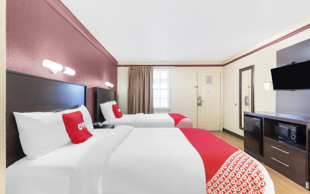 OYO Hotel Tulsa N Sheridan Rd & Airport