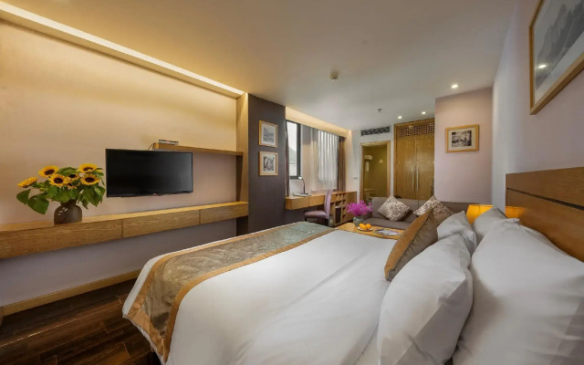 Parkside Sunline Hotel