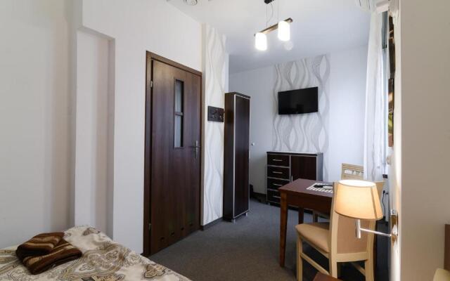 Astra Apartments
