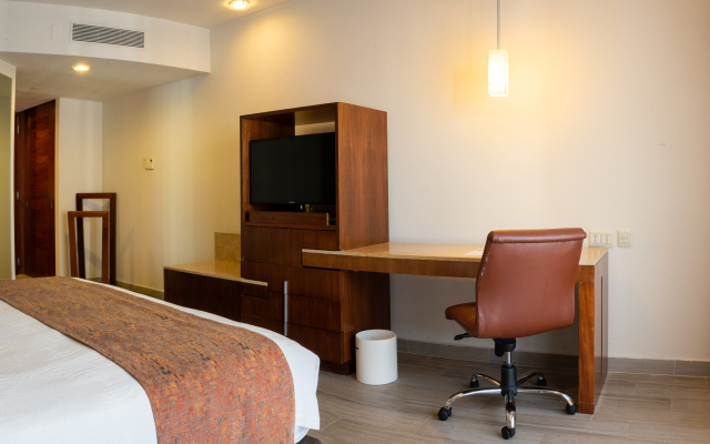 Real Inn Guadalajara Expo