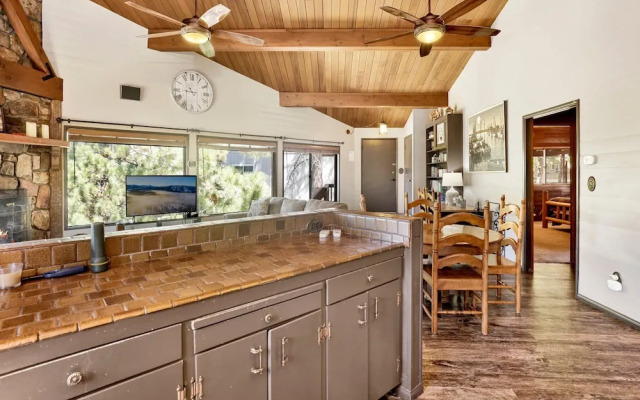 Cove Lakeview Cabin #2064