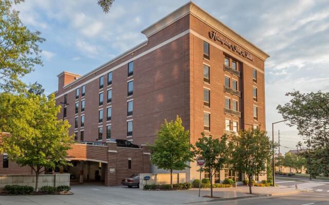 Hampton Inn & Suites Knoxville-Downtown