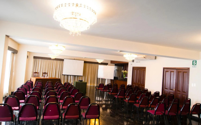 Hotel Carrera SAC