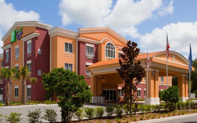 Holiday Inn Express Hotel & Suites Brooksville, an IHG Hotel