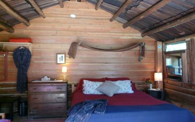 At Kw'o kw'e hala Eco Retreat B&B