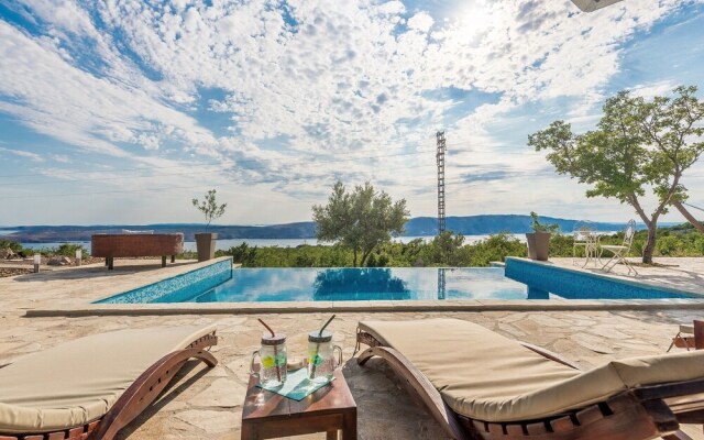 Beautiful Stone Villa With Private Infinity Pool and a Fascinating sea View