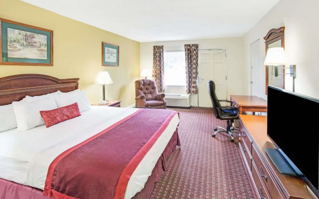 Ramada by Wyndham Walterboro