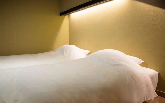 Tsumugi Hachijo Muromachi