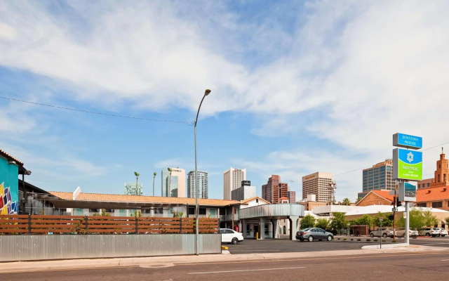Downtown Phoenix Hotel