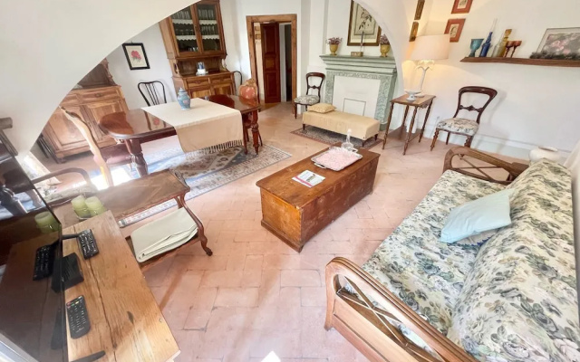 Adam House, Exclusive Pool, Outstanding Views, Vast Garden, Aircon, Sleeps 8