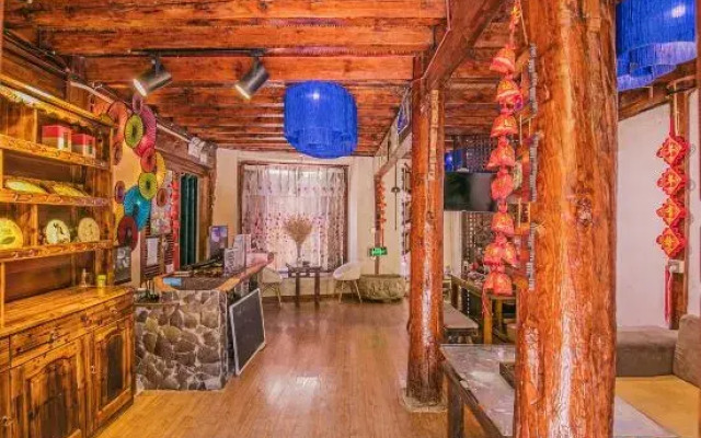 Lijiang Xianghe Yunduo Inn