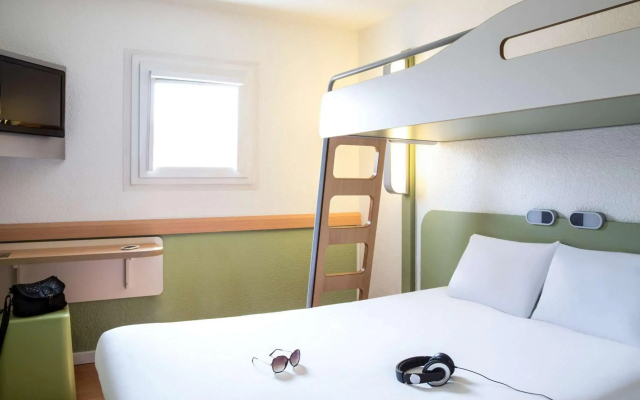 ibis budget Versailles Chateau Saint Cyr