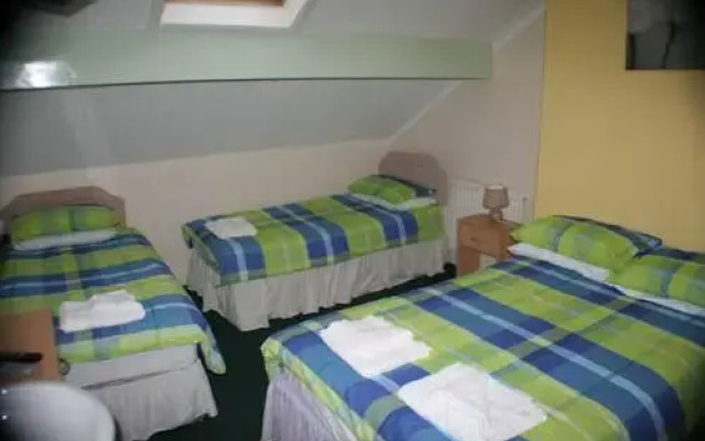 Seasons 24 Guest House