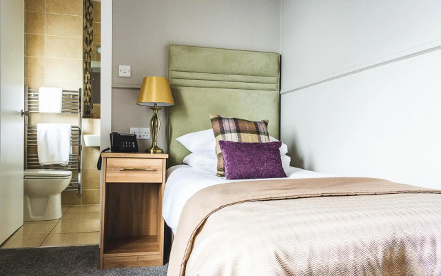 Cove Bay Hotel