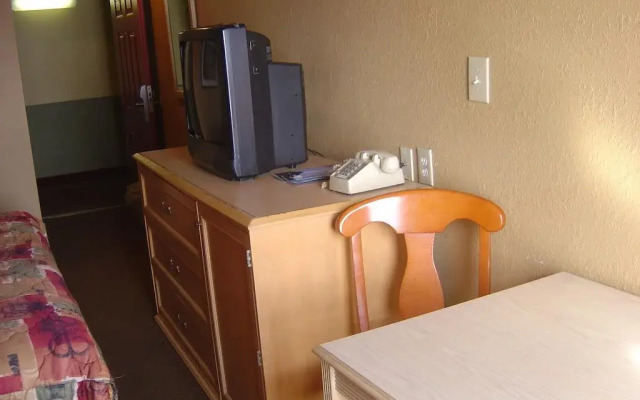 Econo Inn - East Saint Louis