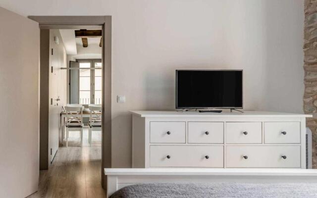 Bonaventura 4Restored Apartment in Heart of City