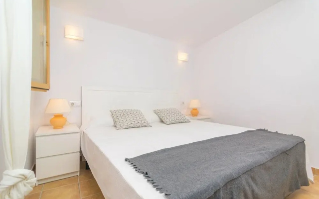 Ses Canyes in Muro With 2 Bedrooms and 2 Bathrooms