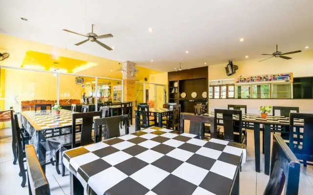 OYO 463 Tycoon Place