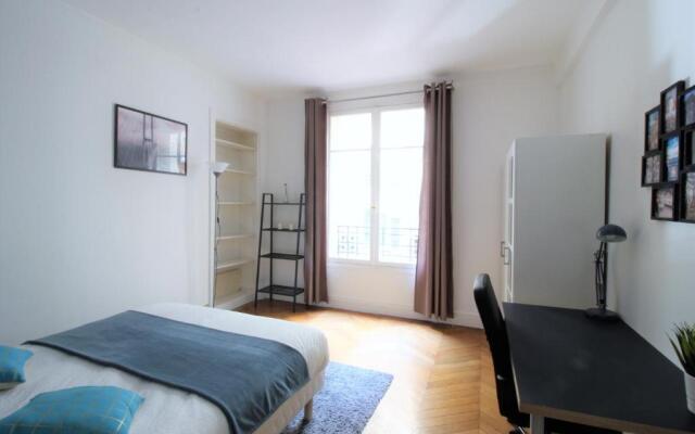 Bel appartement dans le 16ème - 16RVA