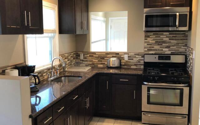 Newly Renovated 2 Bedroom House