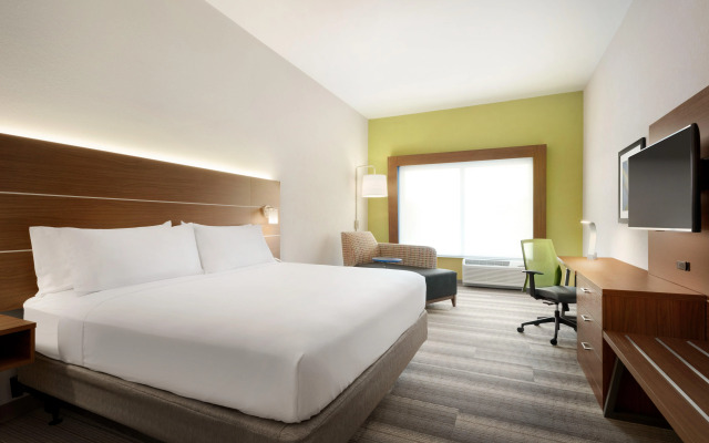 Holiday Inn Express & Suites-Cincinnati South - Wilder by IHG