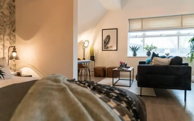 Luxurious 1BR Apartment - NEC BHX JLR Solihull
