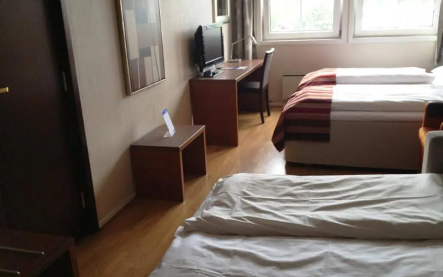 Storebaug Hotell & Kro