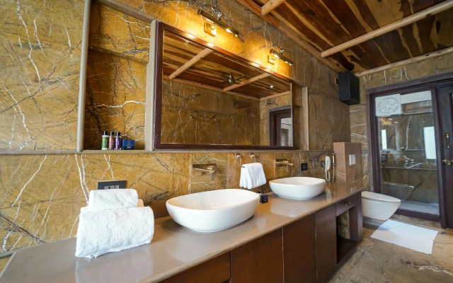 Aamaghati Wildlife Resort