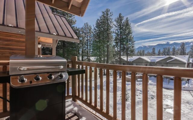 Mammoth Gateway Village # 8