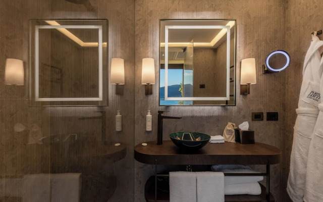 Porto Lotti Suite Hotel