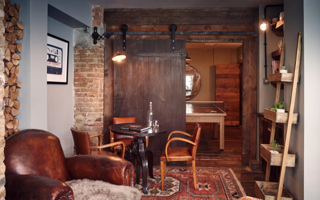 Artist Residence London