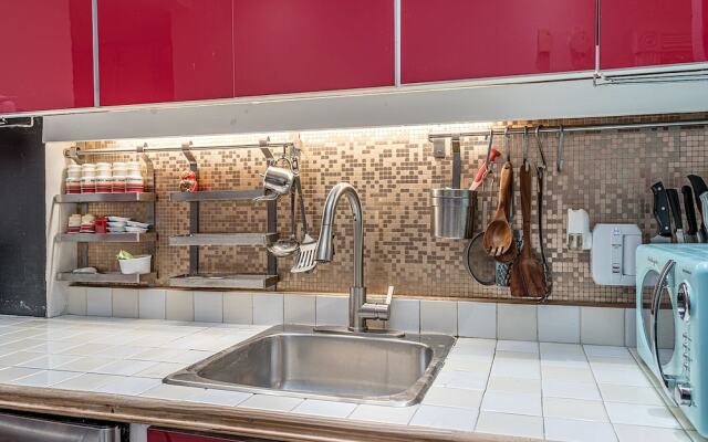 Beautiful 2 BR in the Heart of Downtown