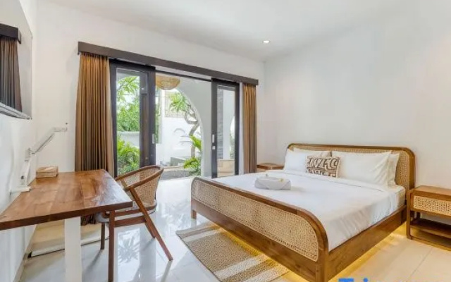 Villa Unagi – Chic 2BR Tropical Escape in Canggu - A Luxury Private Villa By Balinest Villas – Guest Rooms – Tumbak Bayuh